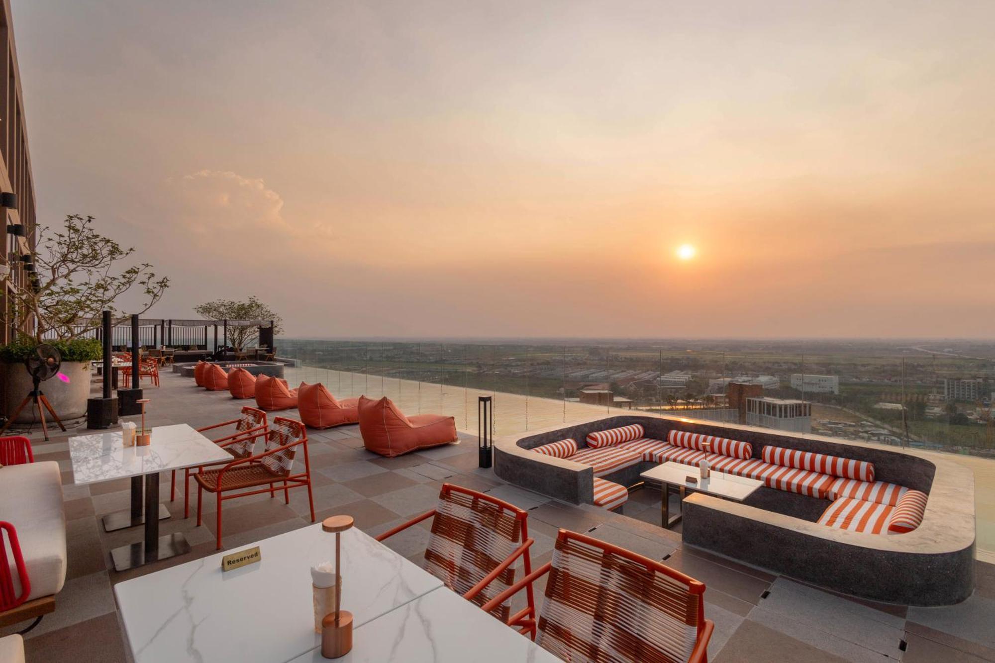 Отель Centara Ayutthaya Экстерьер фото